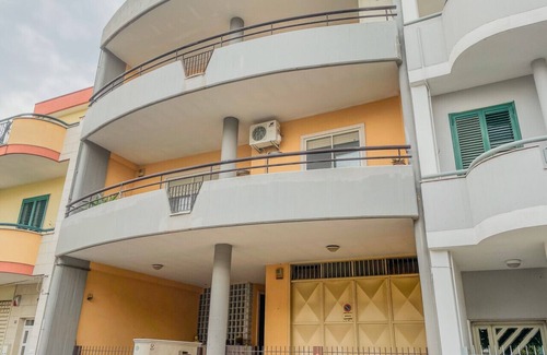 Noicattaro Apartment | Nicla Apartment - Private Balcony and Terrace