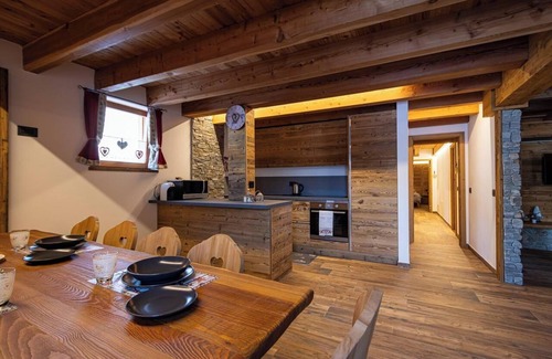 Sant'Antonio di Mavignola Apartment | Nido del Brenta: spacious and charming chalet with 3 bedrooms and 3 bathrooms