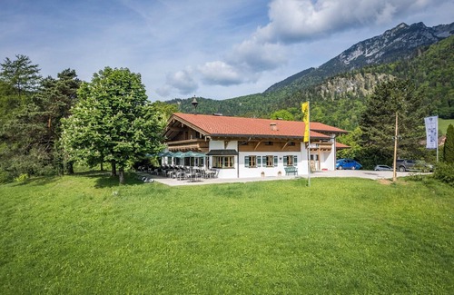 Bad Reichenhall Apartment | Niederalm log cabin