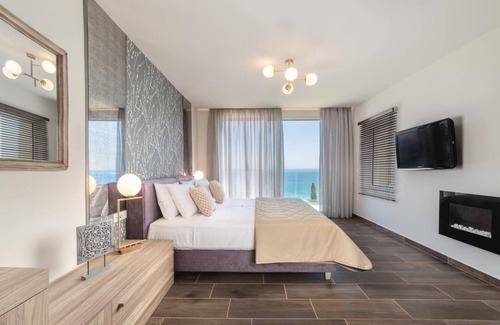 Akrotiri Other | Niki's Villa Luxury Seaview Villa!