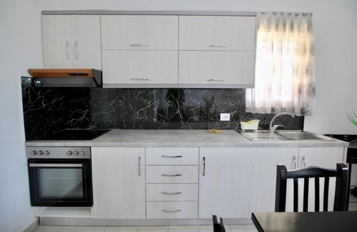 Qafe e Gjashtes Apartment | Nikol Apartments