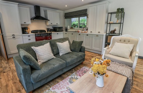Thornhill Cottage | NITHBANK COTTAGE, pet friendly, with open fire in Thornhill