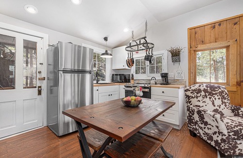 Estes Park Cabin | Niwot Cabin - Rustic Cabin Inside Rocky Mountain National Park -22-ZONE3298