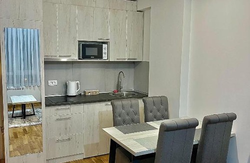 Lisina Apartment | NL Apartman