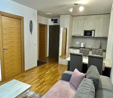 Lisina Apartment | NL Apartman