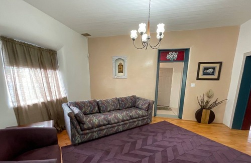 Los Griegos House | NM Style Comfort in Los Griegos, Beautiful Home *20% Discount weekly stays!*