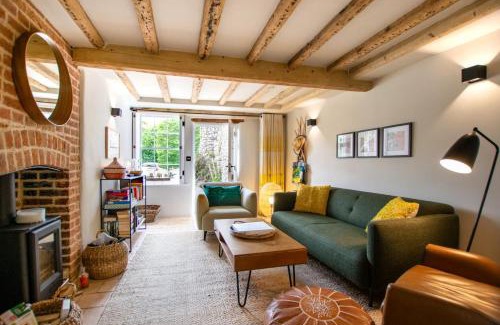 Castle Acre House | No.1 Baileygate Cottages