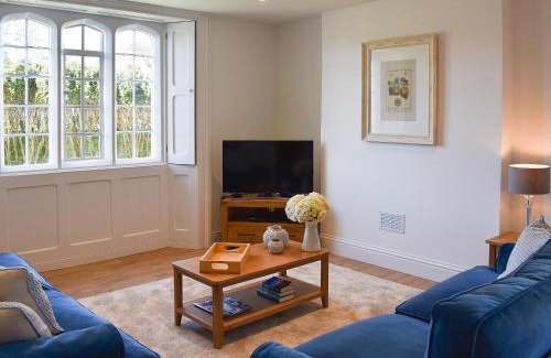 Puddletown House | No 1 The Old School