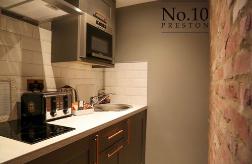 Preston Apartment | No.10 Preston