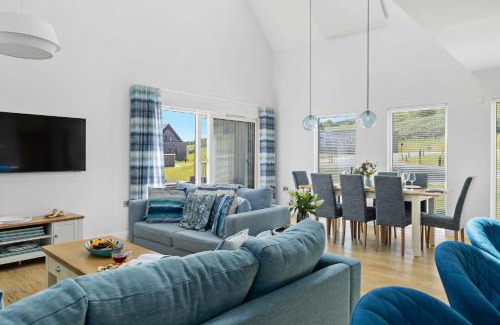 North Buckland House | No 2 The Vista, Willingcott, Woolacombe