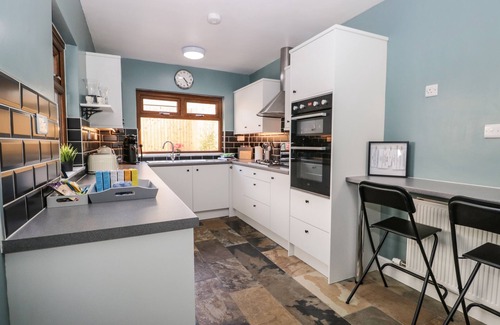 Cockermouth Cottage | NO.2 WATERLOO STREET, family friendly, with open fire in Cockermouth