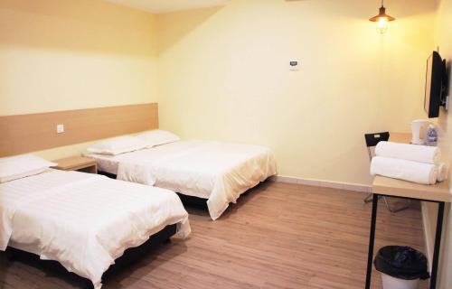 Simpang Ampat Hotel | No.31 Maple Inn