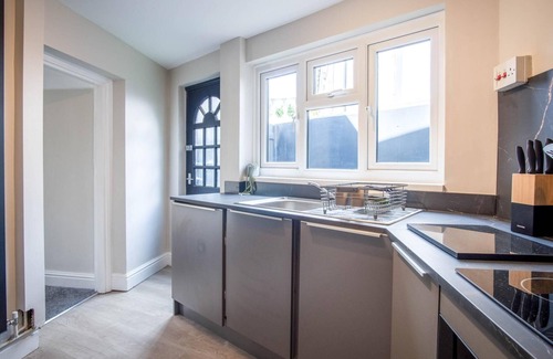 Narberth House | No 7 Moorfield Road - 3 Bed Townhouse - Narberth
