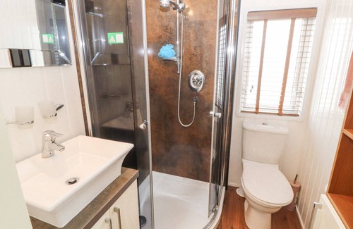 Cockermouth Cottage | NO.8 HILLCOTE LODGE, pet friendly in Aspatria
