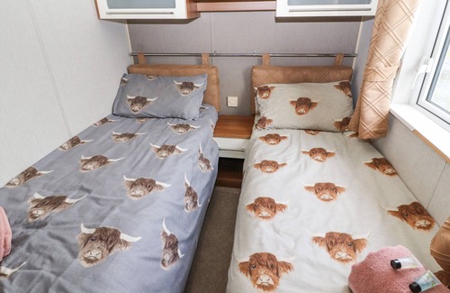 Cockermouth Cottage | NO.8 HILLCOTE LODGE, pet friendly in Aspatria
