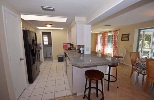 Englewood House | NO STORM DAMAGE! 201 Langsner Beach Hoppers dream