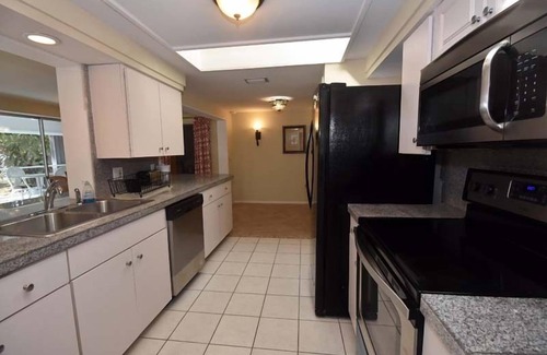 Englewood House | NO STORM DAMAGE! 201 Langsner Beach Hoppers dream