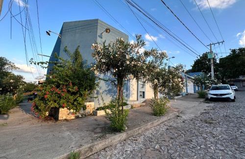 Doutor Dulphe Pinto de Aguiar Apartment | Nº11- Mini Apto 5 min do Centro ar cond, cozinha e garagem