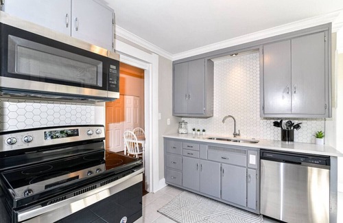 Noblesville House | Noblesville Getaway | Cozy, Central & Relaxing