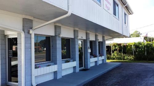 New Smyrna Beach Hotel | Nocturne Motel