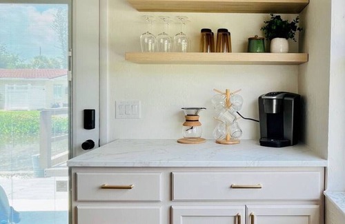 Laurel Apartment | Nokomis Waterfront Unit Walk to the Beach & Dining