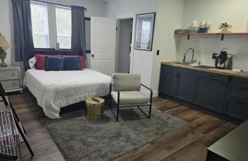 Detroit Apartment | Nomad Pad