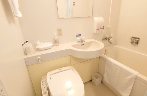 Kitakyushu Hotel | Nonsmoking Twin room Room only Perfect for bu/Kitakyushu Fukuoka