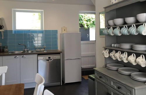 Kingsand Cottage | Norcot 1 - Beach cottage sleeps 6 with breathtaking coastal view