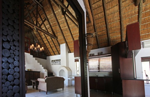 Phalaborwa Cabin | Normann Safari Bush Lodge