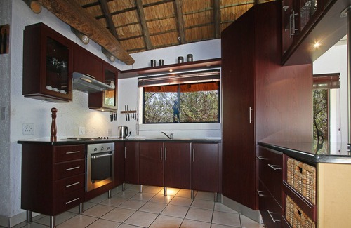Phalaborwa Cabin | Normann Safari Bush Lodge