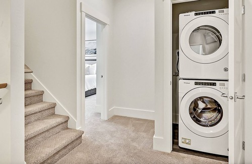 Veterans Park House | North End Townhouse with Foothills Views, walkable to Whitewater Park & Downtown