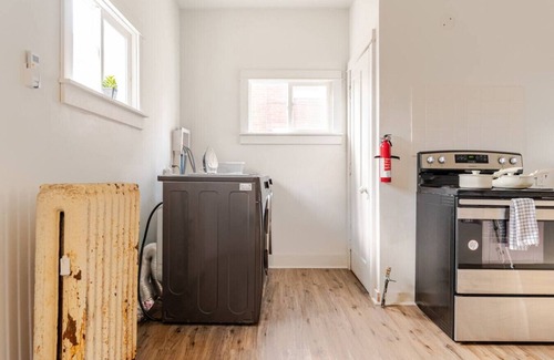 Detroit Apartment | North End Treasure. Beautiful 2 bedroom apartment