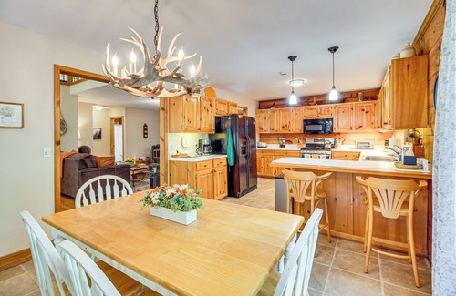 Jasper Cabin | North Georgia Cabin w/Hot Tub & Community Perks!