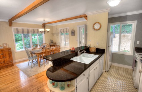 Sautee Nacoochee Cottage | North Georgia Roots - Pristine Mountain Vacation Home
