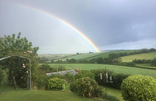 Crediton Bed & Breakfast | North Hollacombe Farm