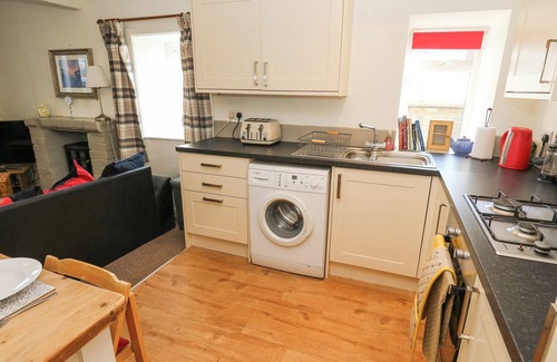 Oxenhope Cottage | North Ives Cottage