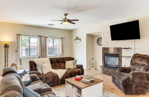 North Las Vegas House | North Las Vegas Home with Hot Tub - 14 Mi to Strip!