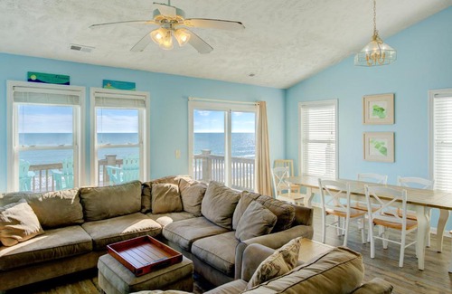 Surf City House | North Shore Oasis