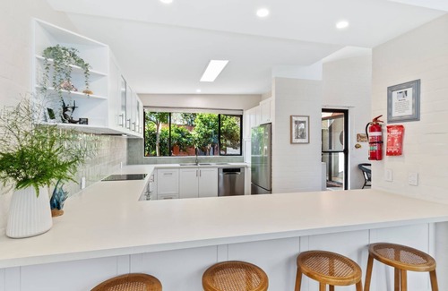 Long Beach House | Northcove Road Clifftop Living