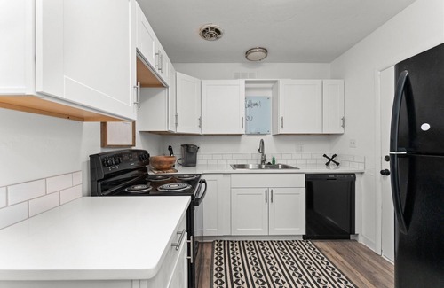 North End House | NorthEnd Charmer 1 bedroom Near BSU