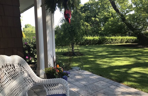 Peconic House | NorthFork nPeaceful Peconic Getaway- center of Wine Country