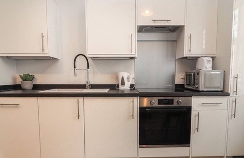 Chester Apartment | NORTHGATE, pet friendly, character holiday cottage in Chester