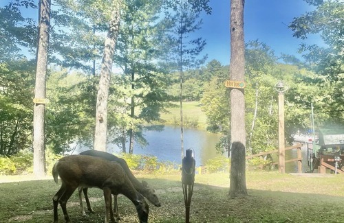 Eagle River Cabin | Northwoods 4 bedroom cabin on SE corner of Eagle Lake