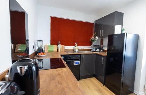 Norwich House | Norwich - House - Sleeps 7 - Parking - Garden