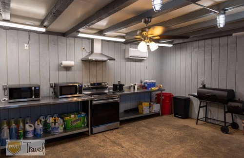 Prescott Apartment | Nostalgic Motel Vibes *Cozy Rooms * WIFI *Room 4