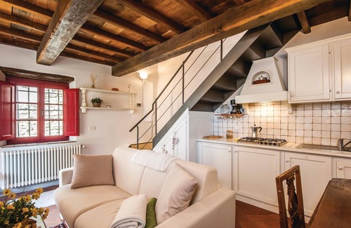 Gaiole in Chianti House | Not far from Gaiole (15 km) lies this vacation home (terraced house) in a small medieval borgo, surr