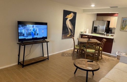 Cypress Lake Condo | "Nothing But Sunshine"