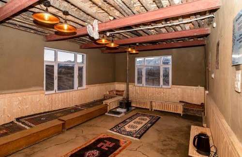 Spiti House | NotOnMap- Mountain Breeze Homestay Komic