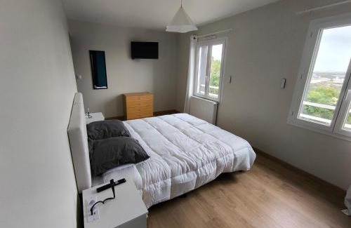 Argenteuil House | Notre Dame d'Orgemont - Bleu Nuit 4