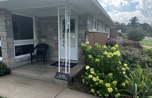 Harters Heights House | Notre Dame Home - 3 blocks to ND Bookstore/10 min walk to ND Stadium
